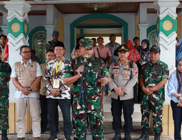 Dandim Cirebon Lepas 149 Calon Haji Kloter 35